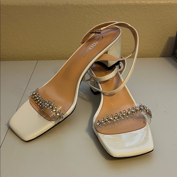 Zara White Strappy Heels with Rhinestone Detail - Picture 1 of 2